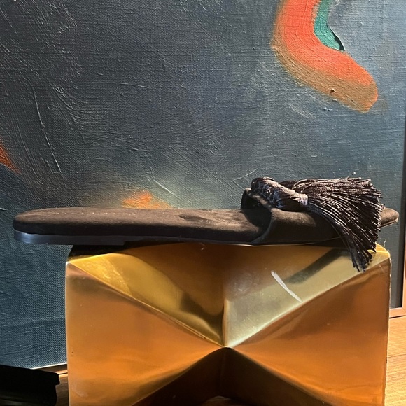 Halston Heritage Fran Tobago Fringe Sandals - Picture 9 of 9